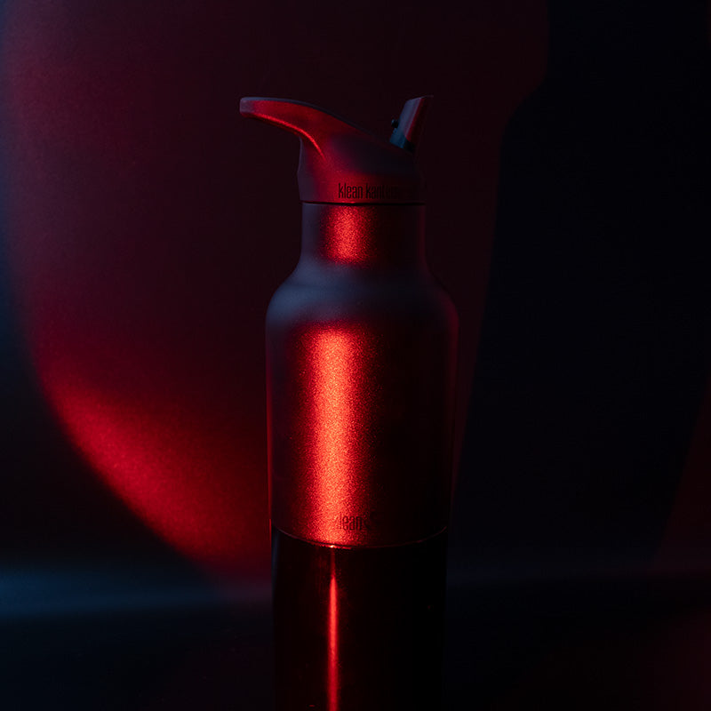 20oz-rise-classic-may-the-4th-s9 20oz_rise_classic_may_the_fourth_starwars_black_bottle_redglow_square.jpg