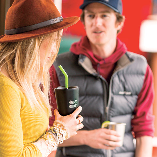 tumbler-straw-lid-with-straw-z9 K16VSSC-SB-guy-girl_style_9a499e23-5b7a-4a0d-b42e-d1b4b02627b2.jpg