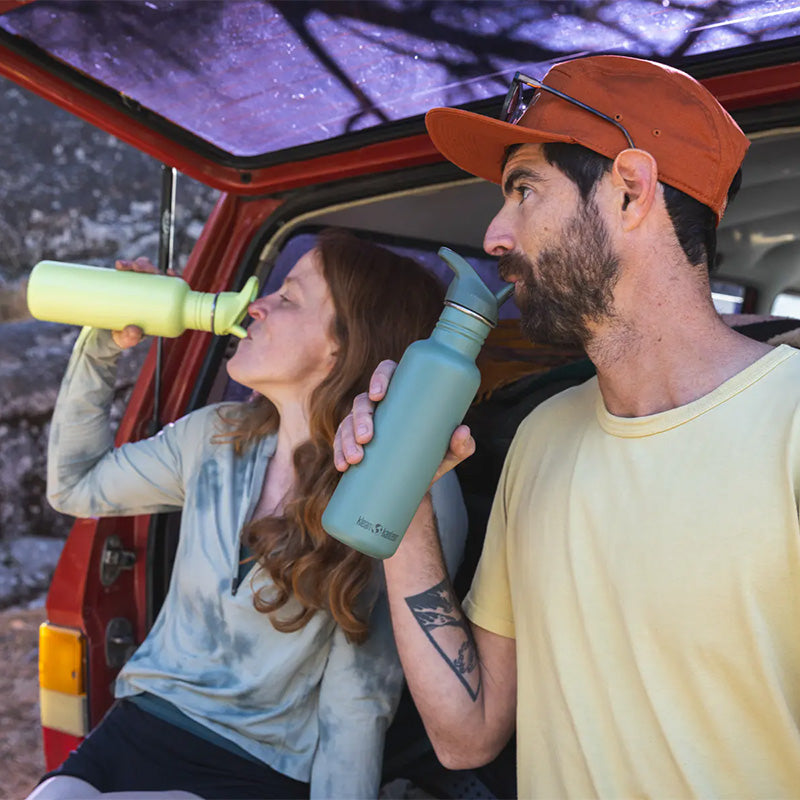 classic-flip-seal-sport-cap-z6 classic_27oz_flip_seal_couple_tailgate_tip-sip_square.jpg