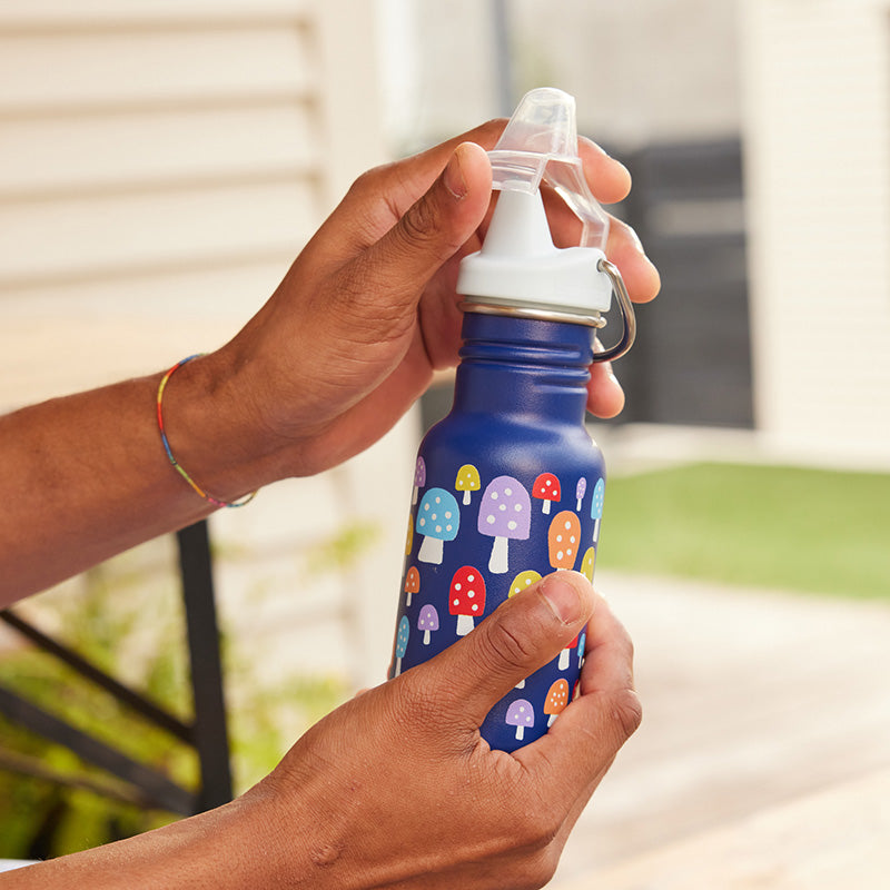12oz-kid-s-classic-sippy-g4 kid_sippy_12oz_closeup_dustcover_square.jpg