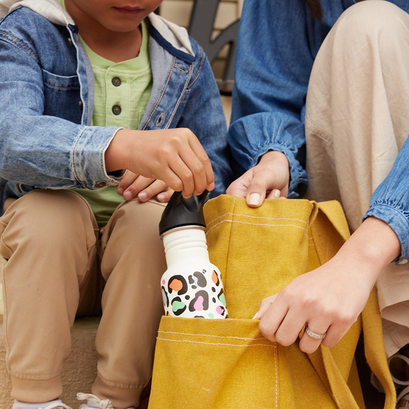 12oz-kid-s-classic-with-flip-seal-sport-cap-t5 kid_sport_flip_seal_12oz_bag_pull_square.jpg