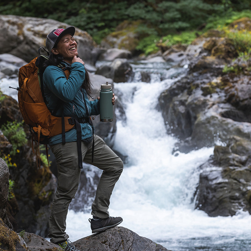 32oz-tkwide-with-twist-cap-c7 tkwide_32oz_insulated_bottle_twist_backpack_river_guy_square.jpg