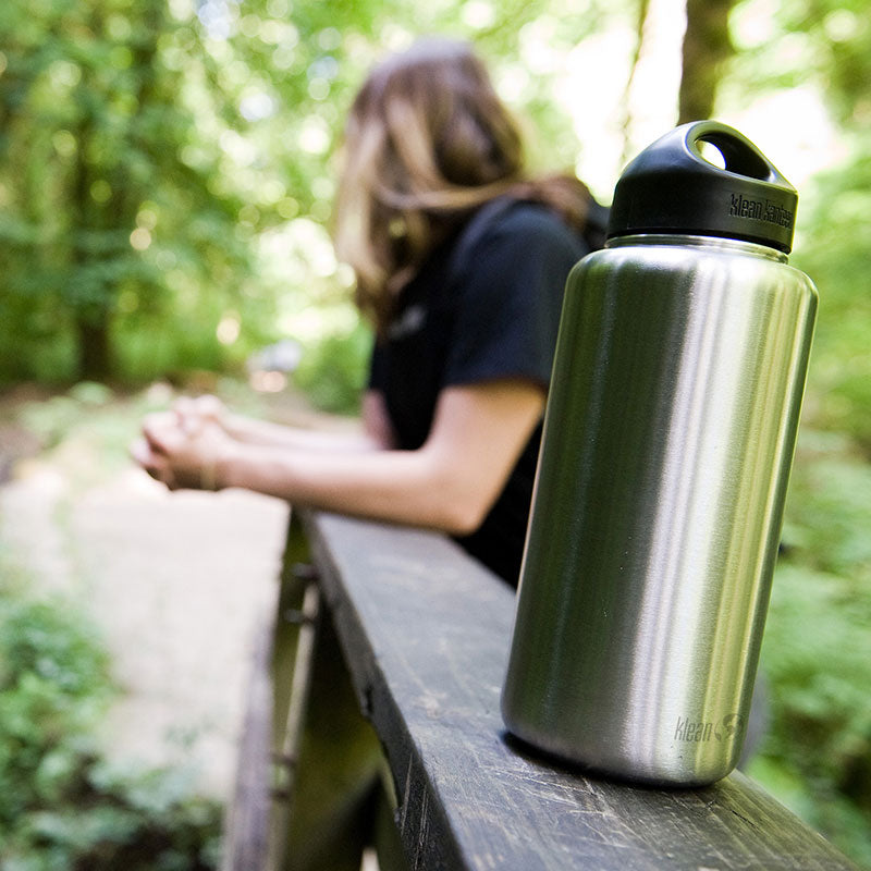 40oz-wide-with-loop-cap-k5 wide_40oz_bottle_bridge_closeup_square.jpg